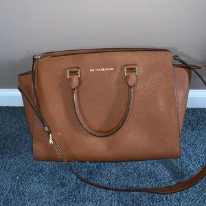 Michael Kors Selma Medium Satchel